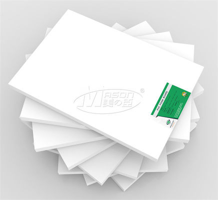 1220x2440mm 4mm 0,45 πίνακας αφρού PVC επιτροπής πυκνοτήτων για τη UV εκτύπωση